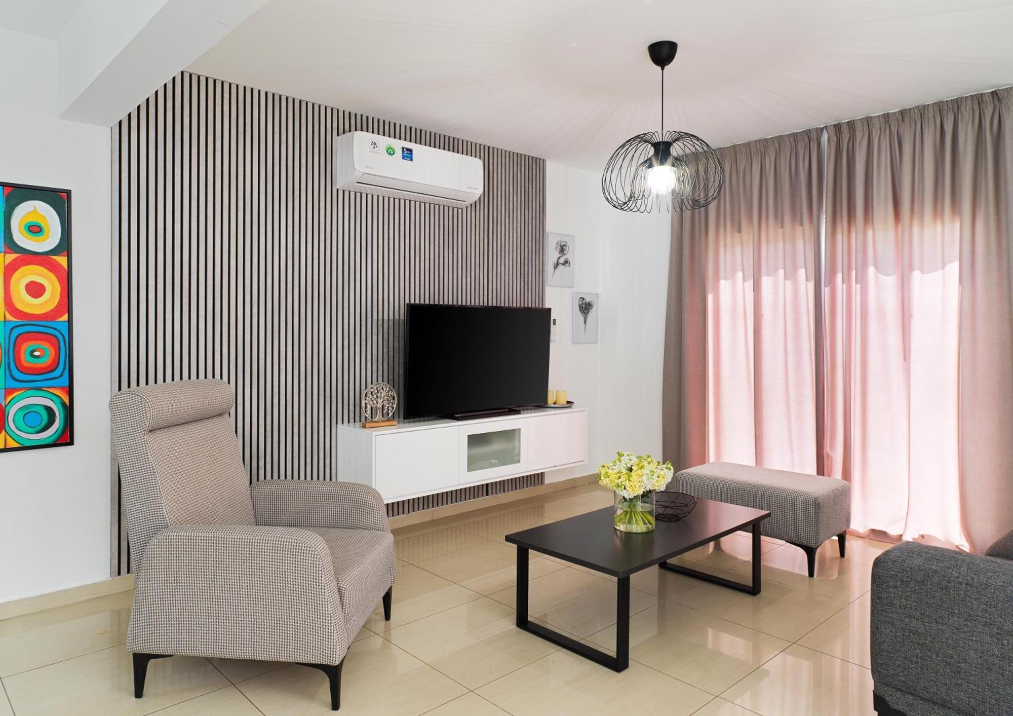 Luxvillasrentals Aya Napa Dış mekan fotoğraf