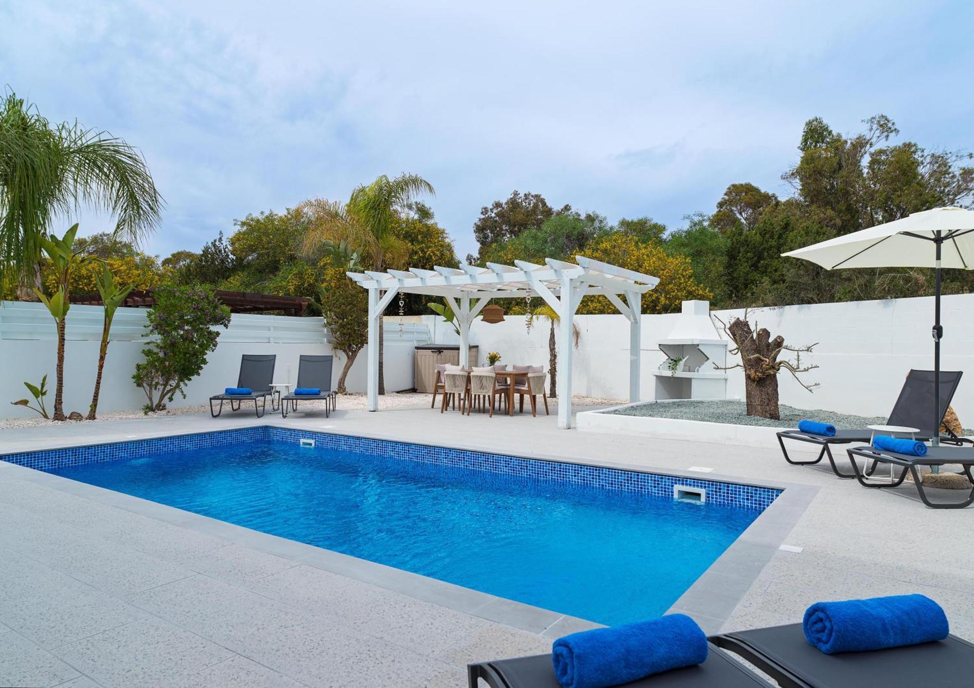 Luxvillasrentals Aya Napa Dış mekan fotoğraf